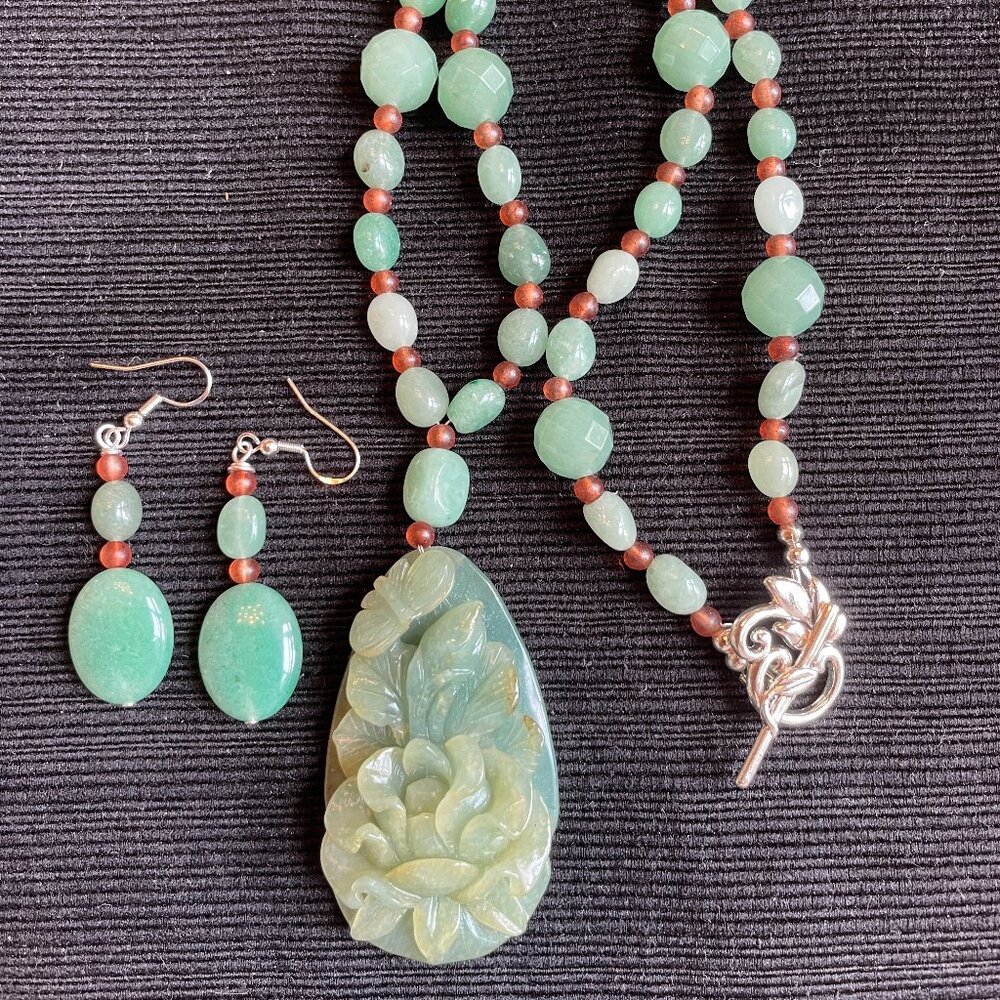 Hand carved Jadeite Jade Lotus flower necklace. Exquisite detailed carving